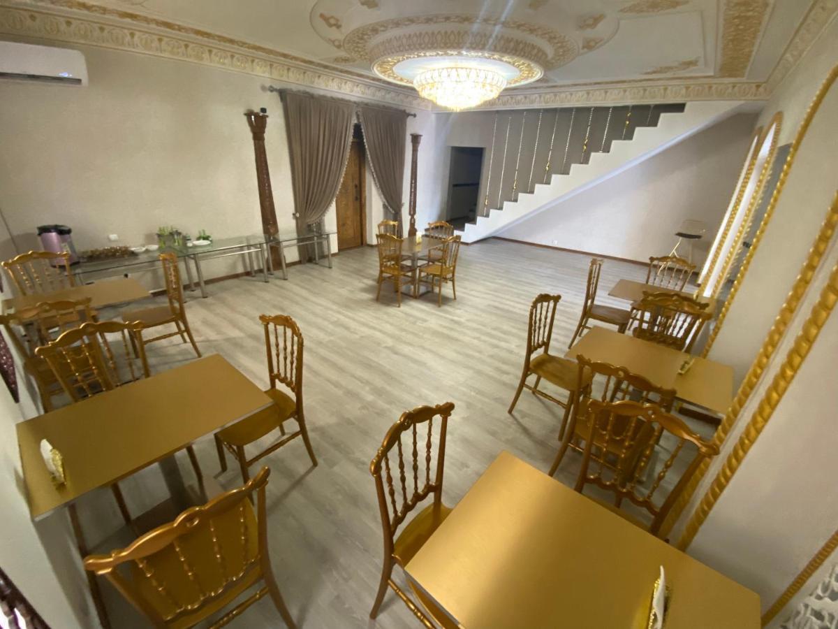 Hotel Uzbegim Urgench Esterno foto