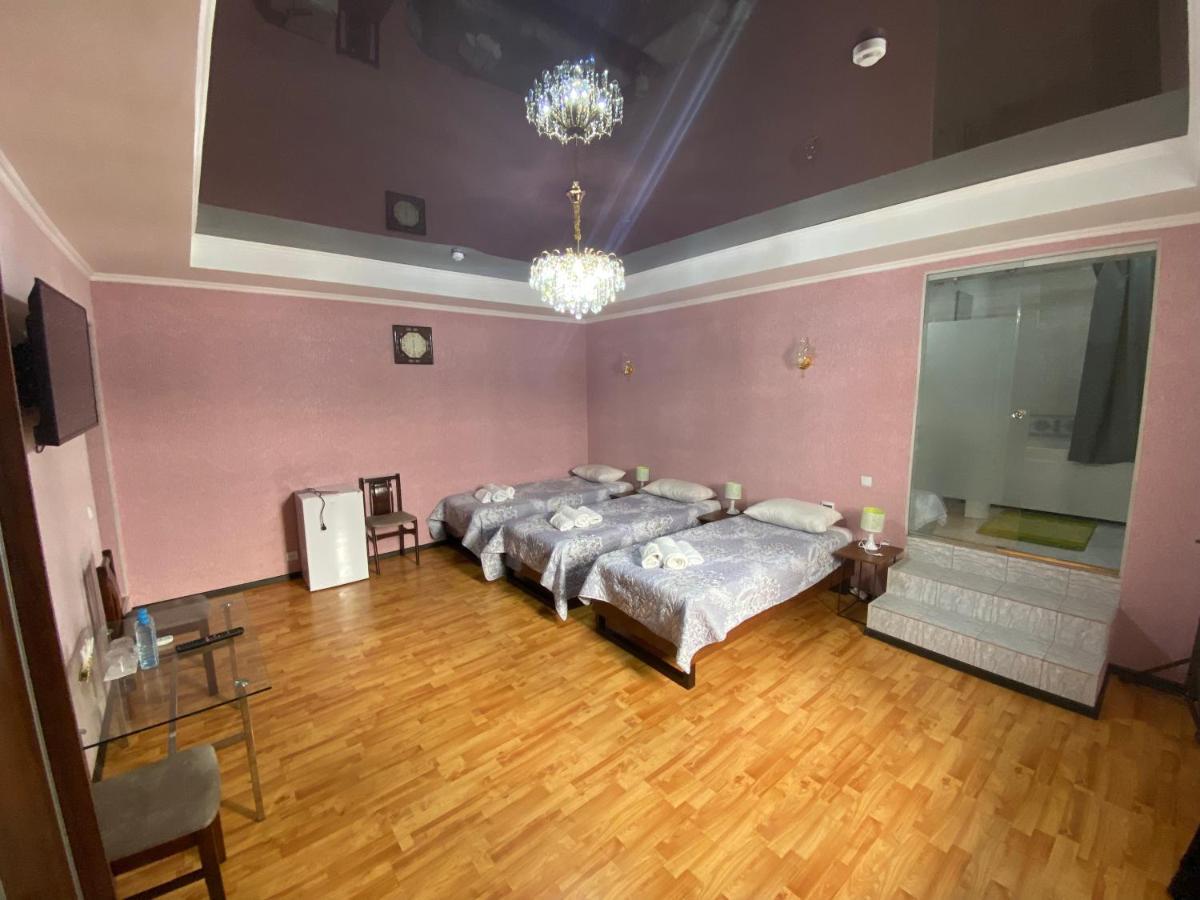 Hotel Uzbegim Urgench Esterno foto
