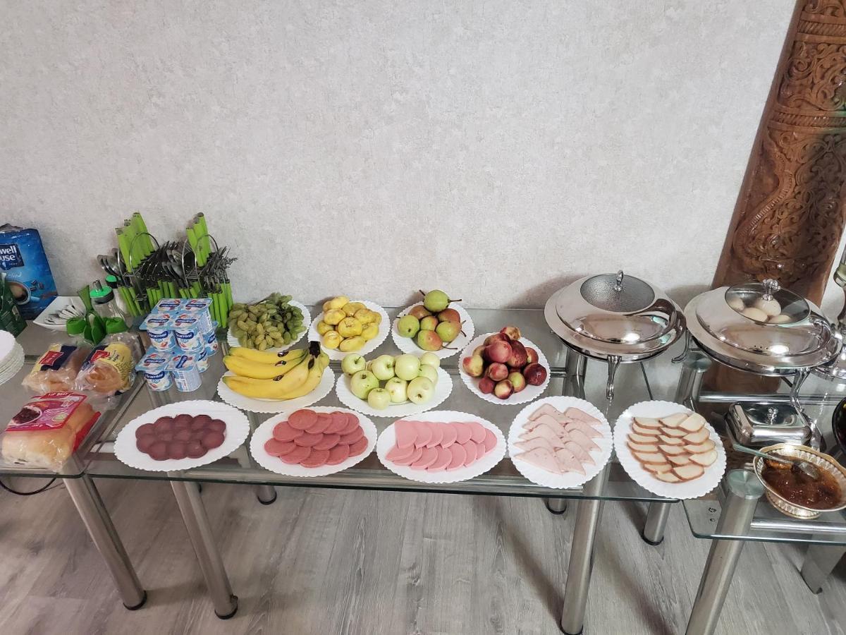 Hotel Uzbegim Urgench Esterno foto